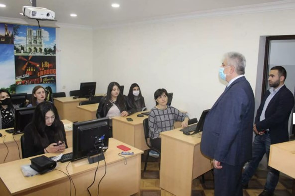 Xankəndidə ermənilərin Azərbaycan dilini öyrənməsi üçün mərkəz açıldı - FOTOLAR