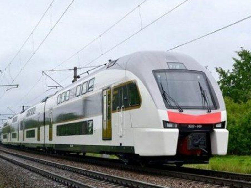 Bakı-Sumqayıt qatarının şüşələrini daşla sındıran 10 yaşlı uşaq saxlanıldı