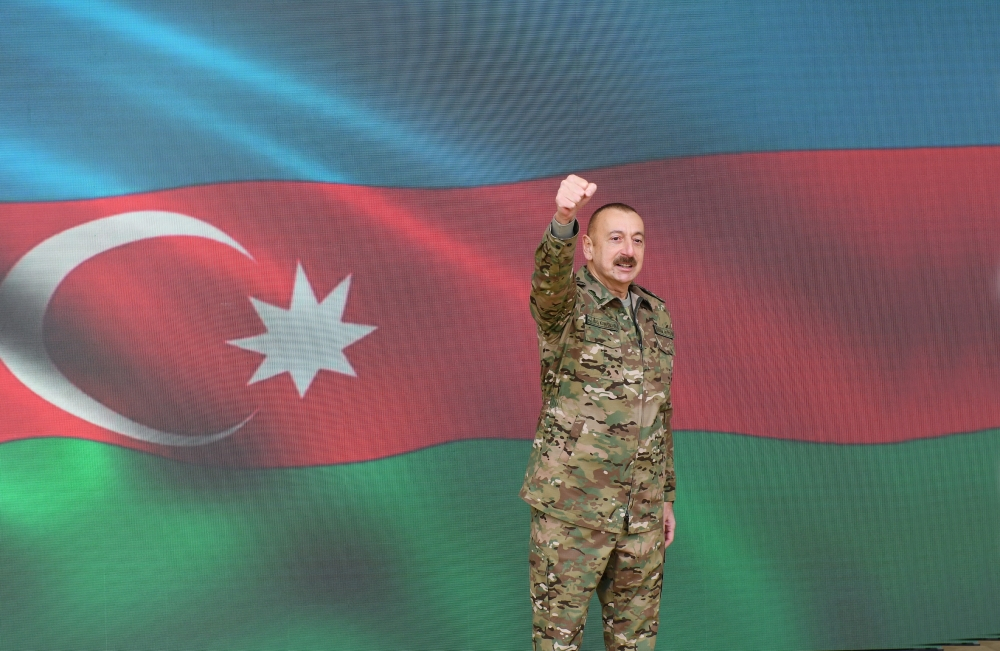 "Əgər Ermənistanda hər hansı bir qüvvə bizə xor baxsa, yumruğumuzu görəcək"