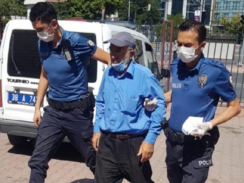 Oğul qatilindən dəhşətli etiraf - "Əgər öldürməsəydim, nəvələrimi, gəlinimi öldürəcəkdi"