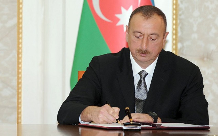 Maqomedali Maqomedova Azərbaycanın “Dostluq” ordeni, Murad Kajlayeva Prezidentin fəxri diplomu təqdim edilib