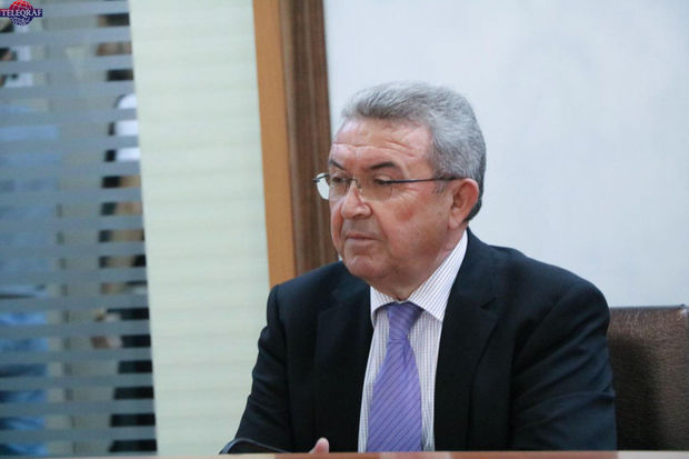 Sabiq nazir: “Gülürdülər ki, Misir müəllim yeməyini özü ilə götürür”