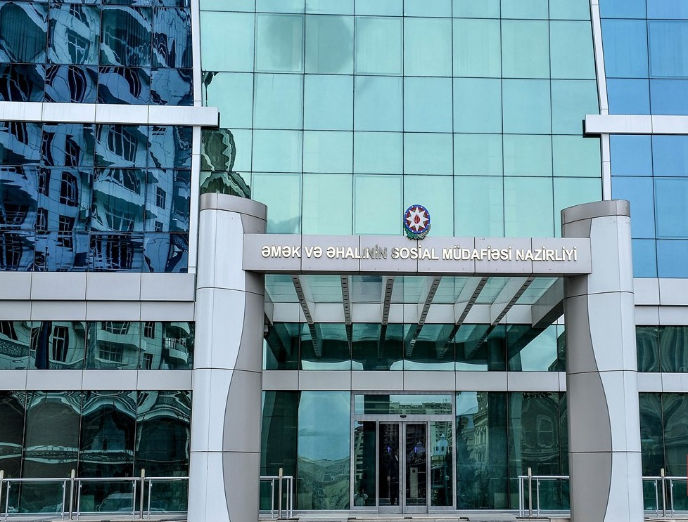 Nazirlikdə narazı qazilərlə görüş keçirildi