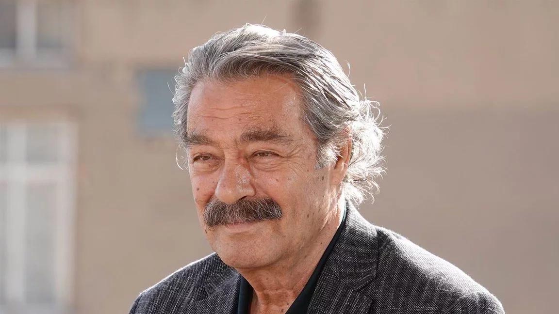 Kadir İnanırın səhhəti pisləşdi, xəstəxanaya yerləşdirildi