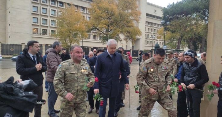 Bakıda Vətən müharibəsi qazilərinin iştirakı ilə Zəfər avtoyürüşü keçirilir