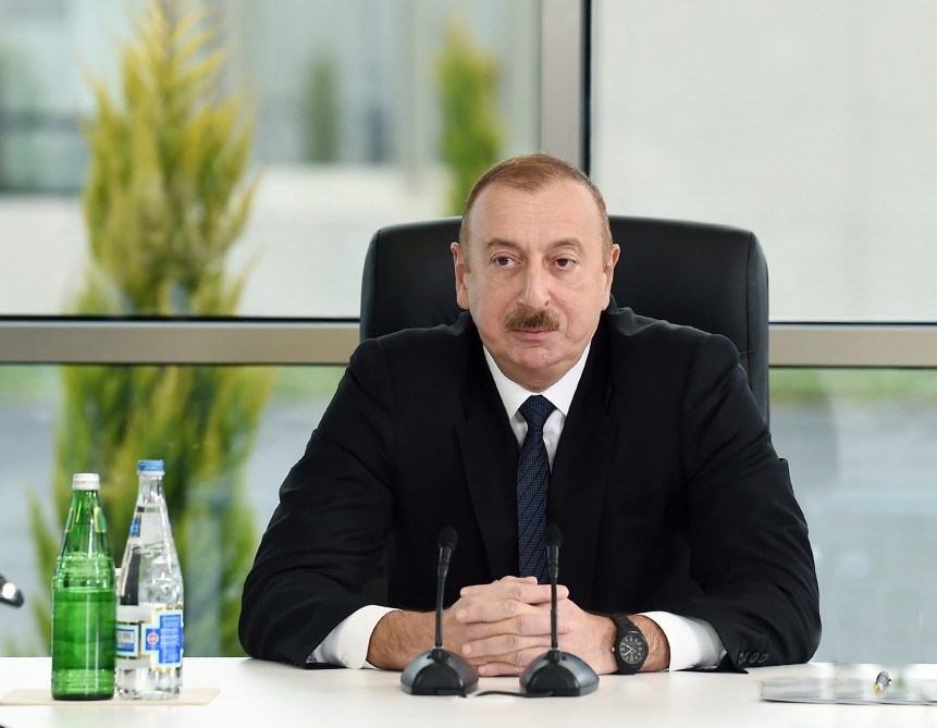 Dövlət başçısı: "Əminəm ki, İƏT-ə üzv ölkələr Zəngəzur dəhlizindən istifadə edəcəklər"