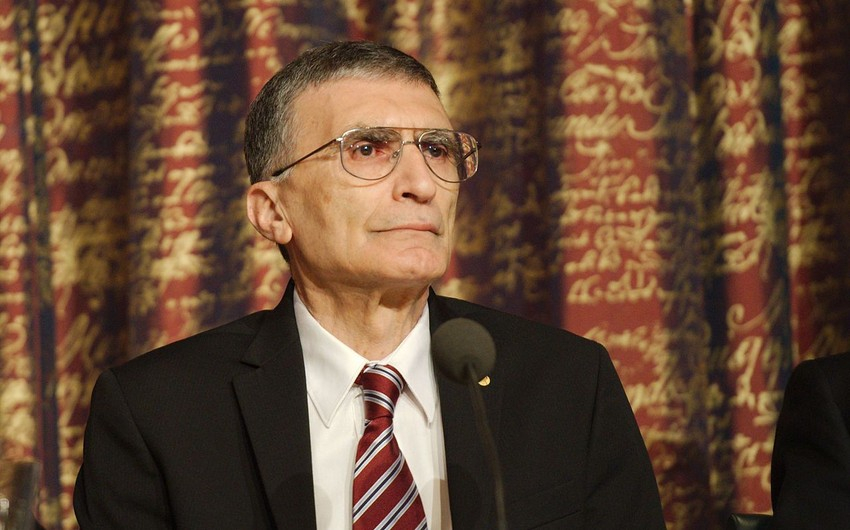Nobel mükafatı laureatı Əziz Səncər Azərbaycana gəlir