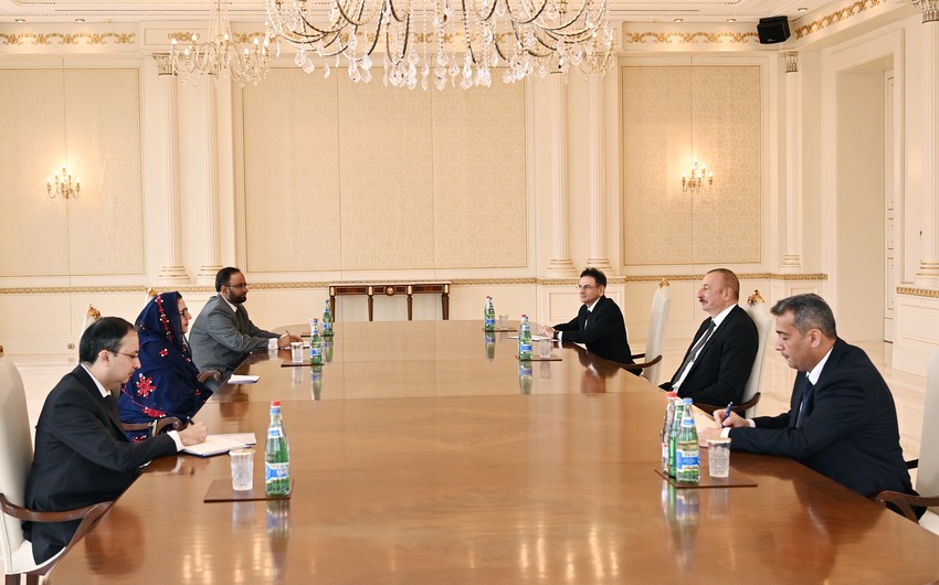 İlham Əliyev Pakistanın müdafiə istehsalatı nazirini qəbul etdi