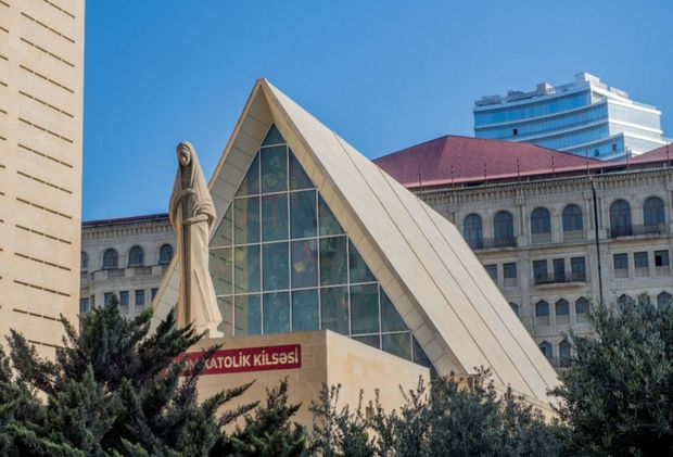 Heydər Əliyev Fondu Müqəddəs Məryəm katolik kilsəsində bərpa işlərini yekunlaşdırdı - FOTO