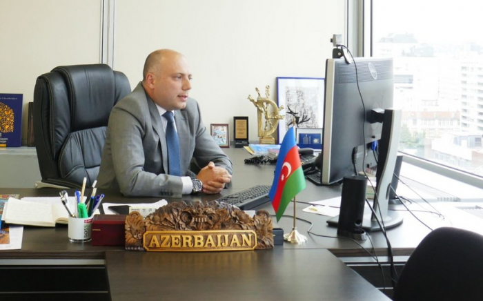 Anar Kərimov könüllüləri təbrik etdi