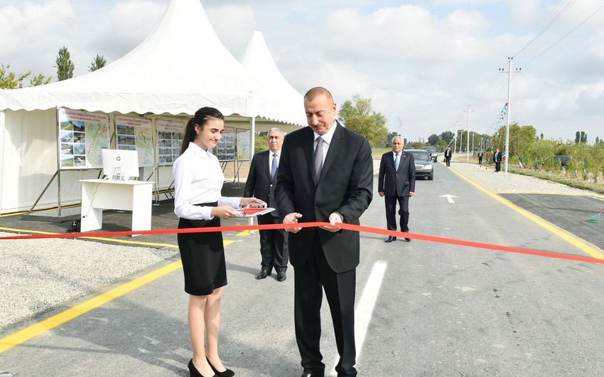 İlham Əliyev Quba-Qonaqkənd avtomobil yolunun açılışını etdi