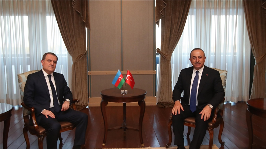 Azərbaycan və Türkiyə XİN başçıları arasında telefon danışığı oldu