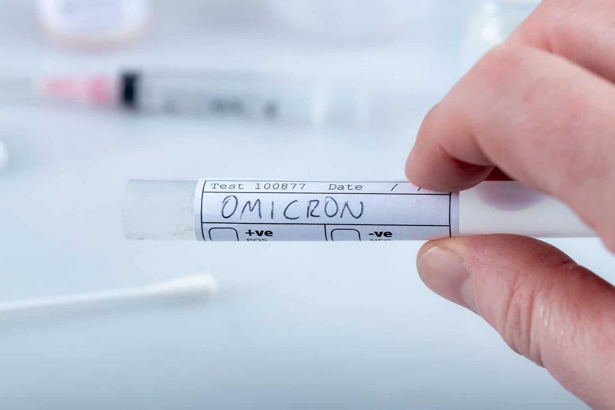 “Omikron” ştamı Azərbaycanın bir addımlığında: Ondan necə qorunaq?