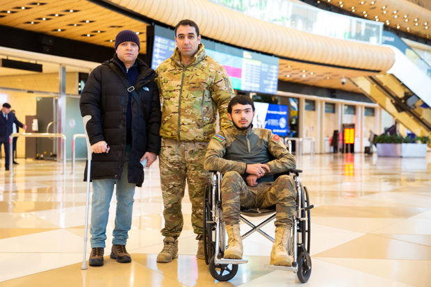 Ağır yaralanan dörd qazimiz Türkiyəyə göndərildi - FOTO