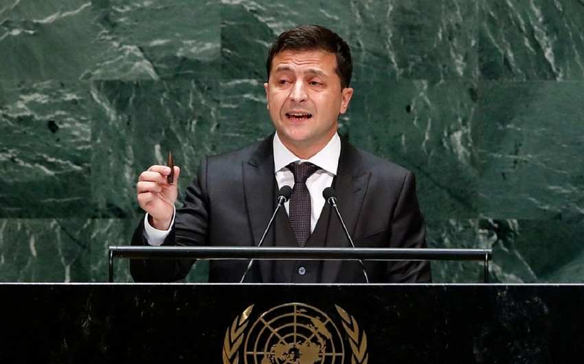 Zelenski: "ABŞ-ın sanksiya təhdidləri Rusiyanı dayandırmaq üçün yetərli deyil"