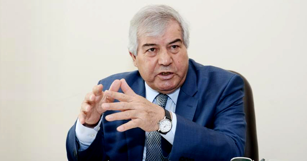 Deputat "rayonlarda iş yerləri yoxdur" dedi, spiker əsəbiləşdi