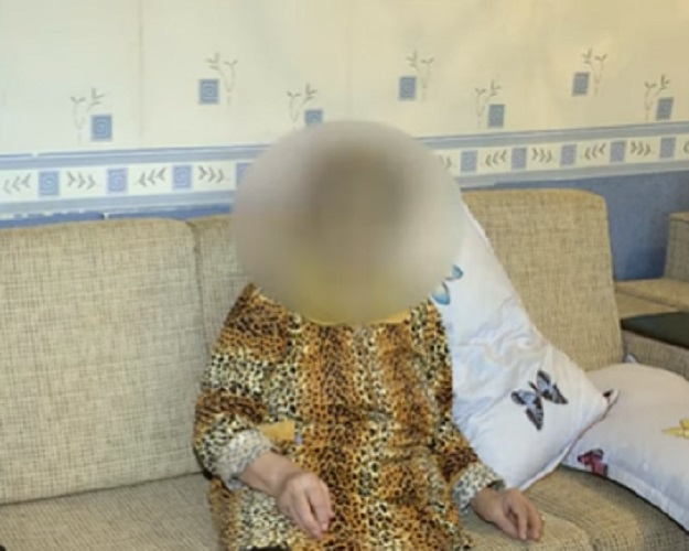 Xəstə qadına işgəncə verən baxıcıya cinayət işi açıldı