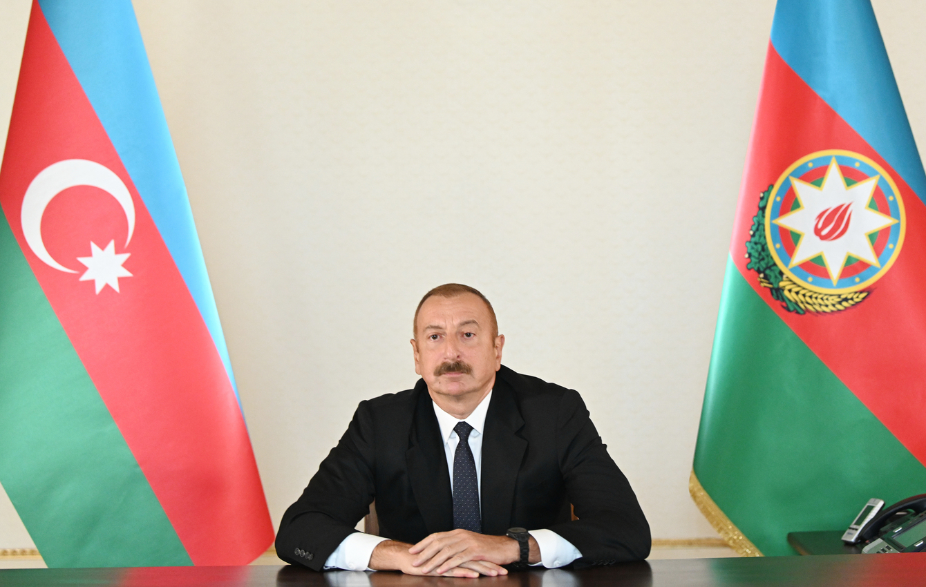 Azərbaycan Prezidenti Qətər Əmirini təbrik etdi