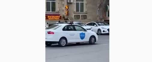 BNA əməkdaşı Bakının mərkəzində "protiv" gedir - VİDEO