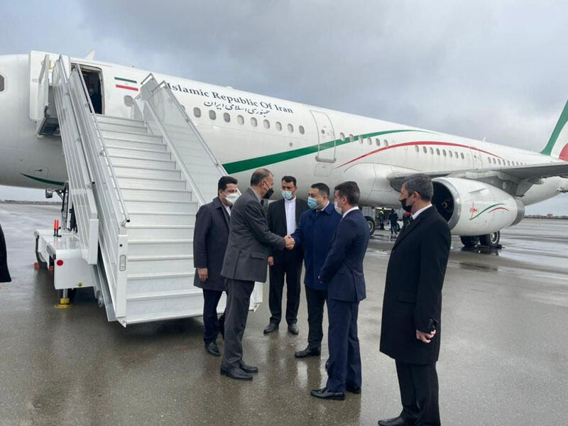 İran XİN rəhbəri Azərbaycana gəldi