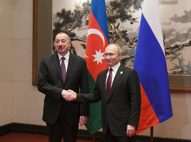 Vladimir Putin İlham Əliyevə zəng etdi