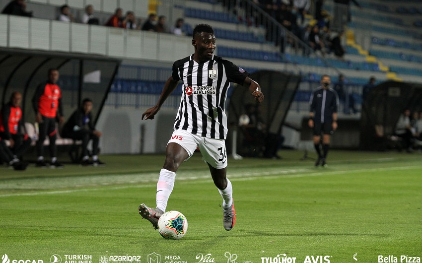 "Neftçi" afrikalı futbolçusu ilə yollarını ayırır