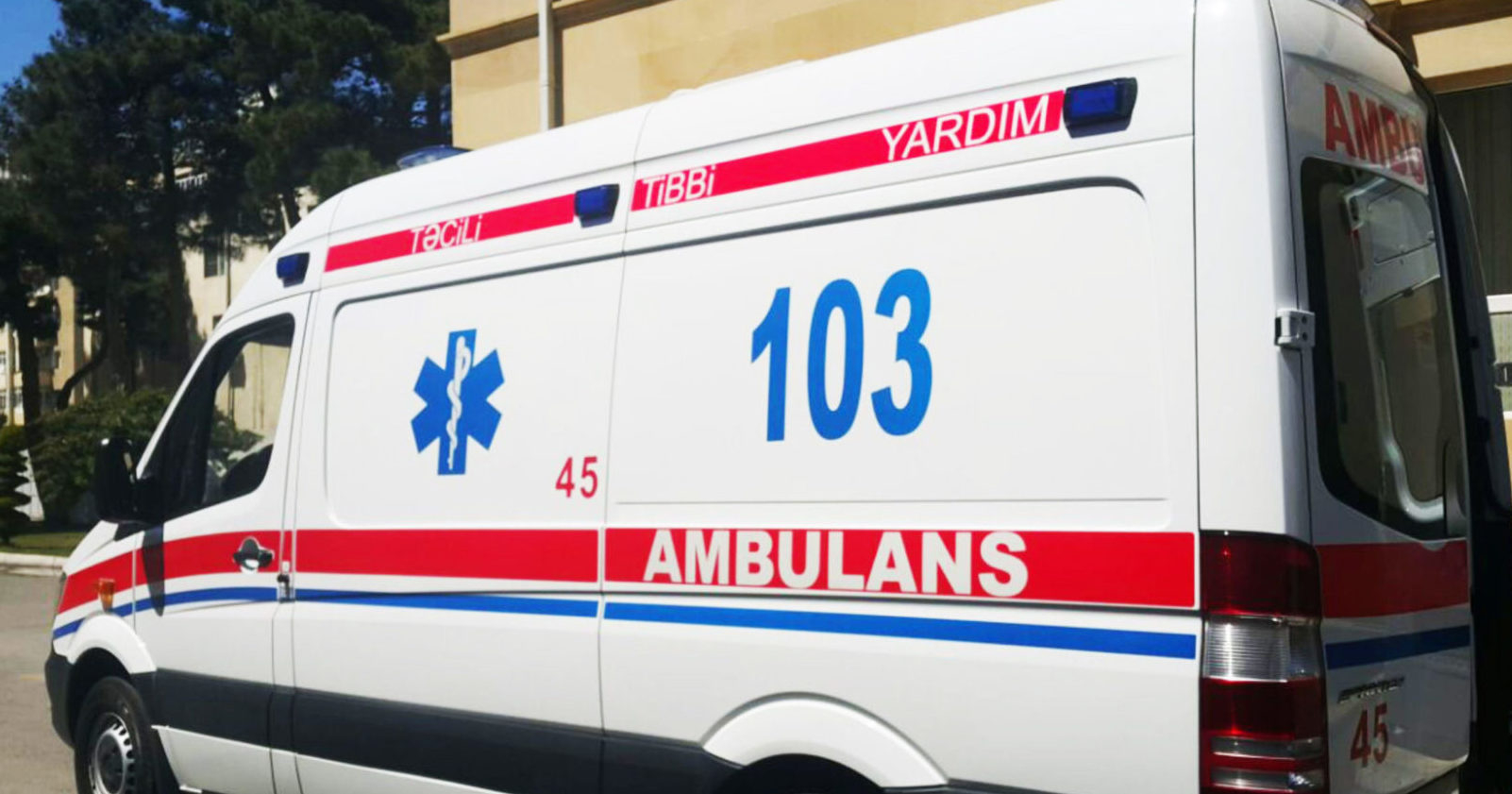Siyəzəndə 40 yaşlı kişi yol qəzasında ağır xəsarət aldı