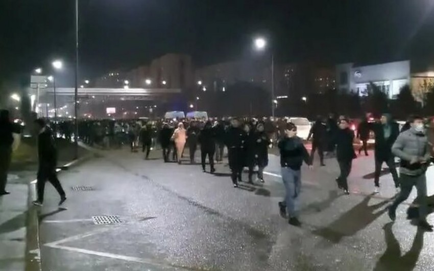 Almatı şəhərinə giriş və çıxış bağlandı