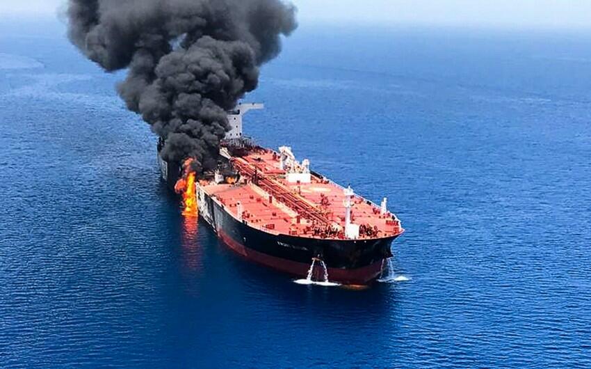 Abu-Dabidə neftlə dolu üç tanker partladıldı - ölənlər var