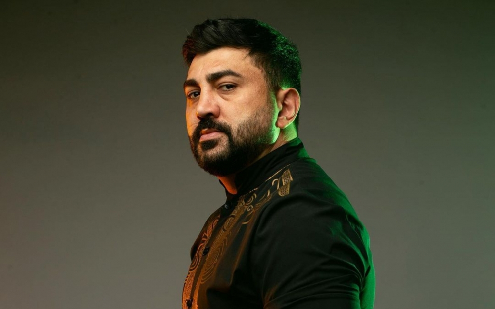 Müğənni Vüqar: "Kiminsə sevgisinə layiq deyiləm"