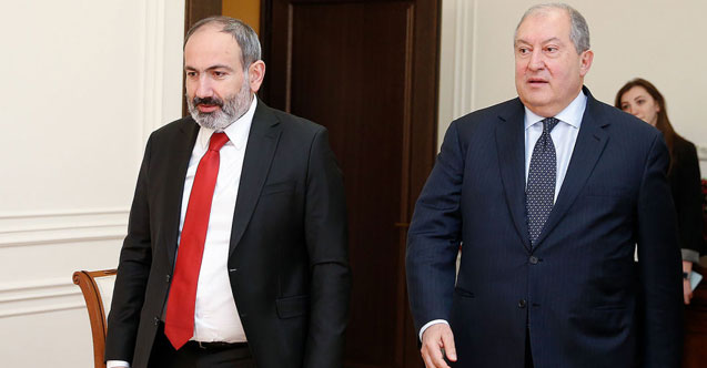 Ermənistanda prezident də "gəmini" tərk etdi: “Paşinyan onu belə aldatmışdı” - TƏHLİL