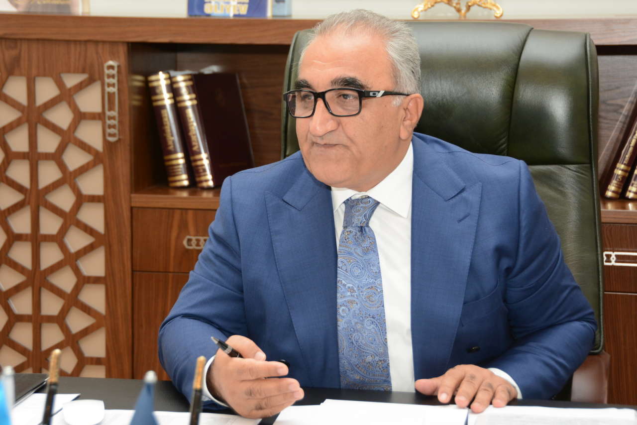 “Bu gün “qırmızı” diplom alanların heç bir üstünlüyü yoxdur” – Rektordan maraqlı AÇIQLAMA