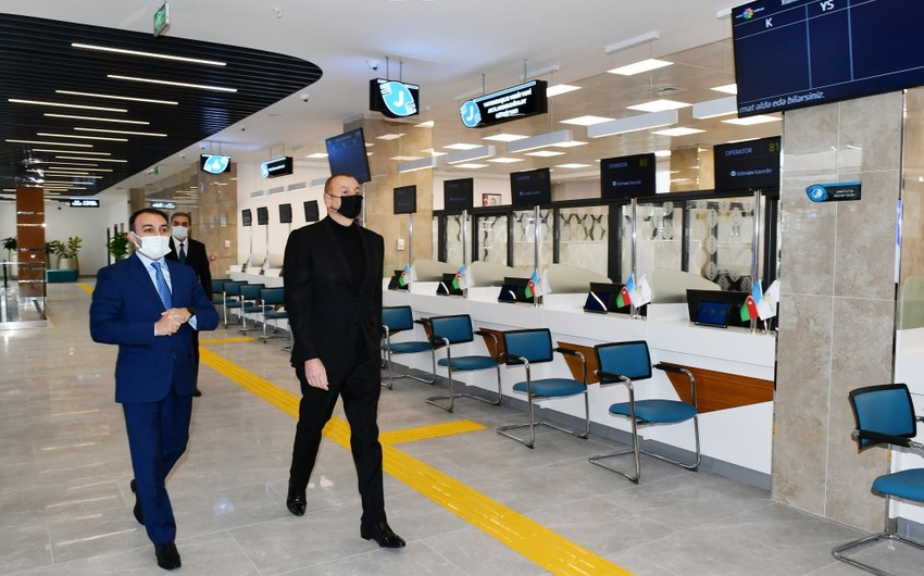 Prezident Gəncədə 2 saylı "ASAN xidmət"in açılışını etdi
