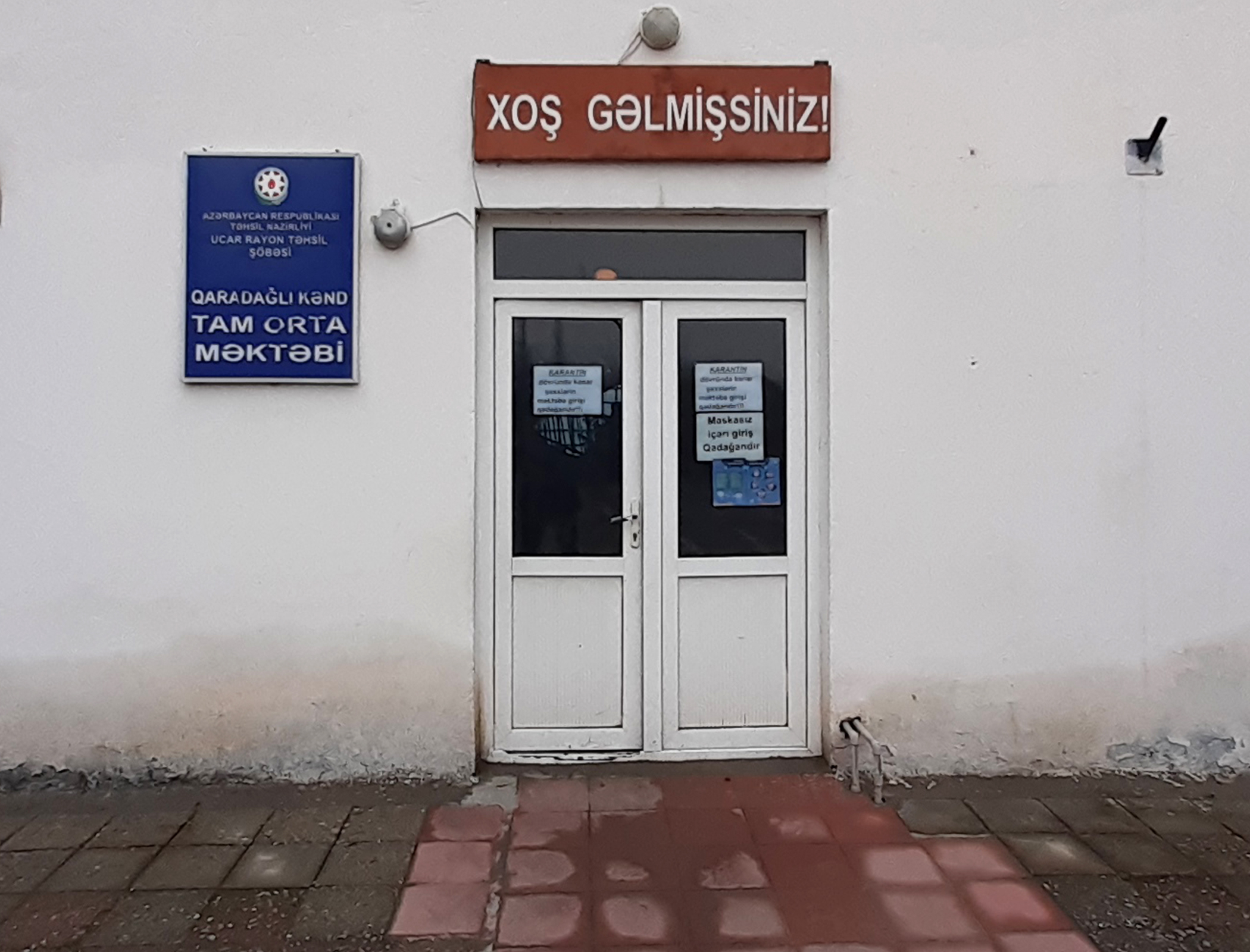 Azərbaycanda məktəbdə qızlar arasında dava: Şagird intihara cəhd etdi