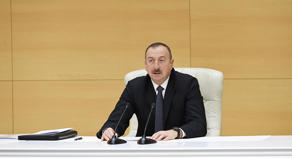İlham Əliyev Gənclər Forumunda iştirak edir