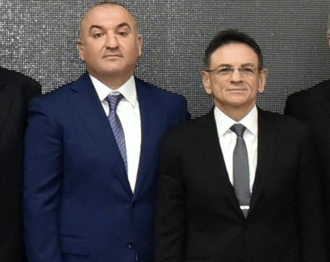 Robert Eyyubova vəzifə verildi