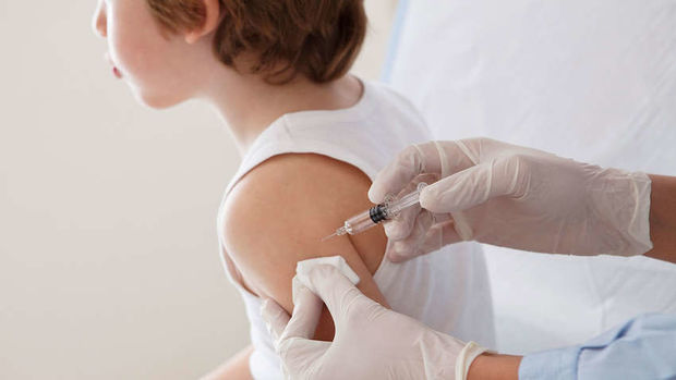 Avstriyada koronavirus əleyhinə vaksin məcburi oldu