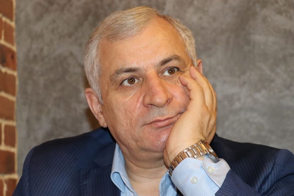 “Cavanşir Feyziyev deputat mandatından məhrum edilməlidir” — Baş redaktor