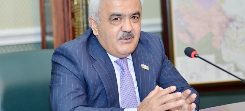 Rövnəq Abdullayev vəzifəsindən azad edildi - SƏRƏNCAM