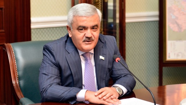 Rövnəq Abdullayev: Prezidentin sözügedən sərəncamını yüksək qiymətləndirirəm