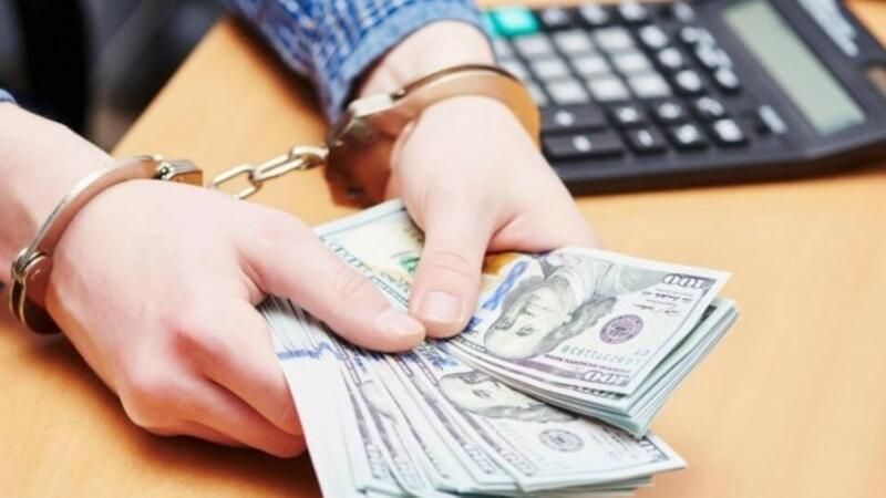 Rüşvət tələb edən məktəb direktoru işdən çıxarıldı - VİDEO