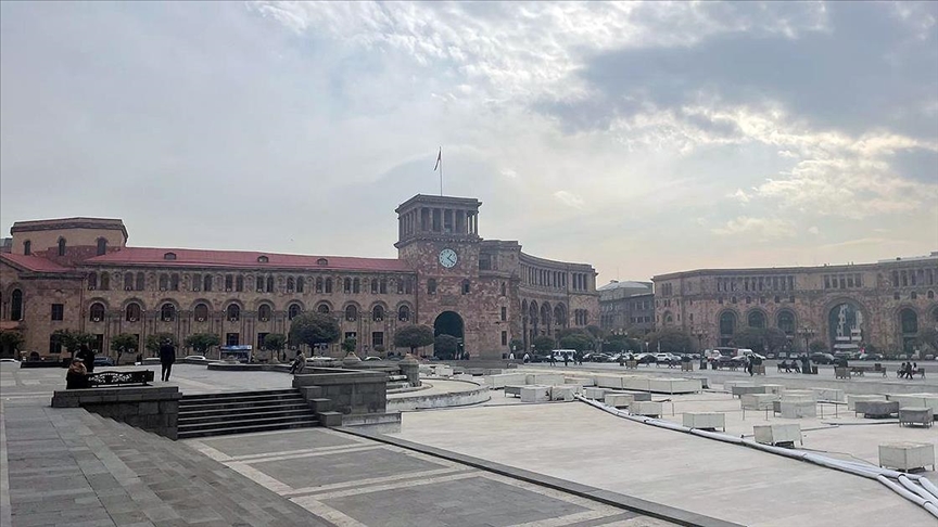 Azərbaycan vətəndaşları Ermənistanda 6 mülk alıblar