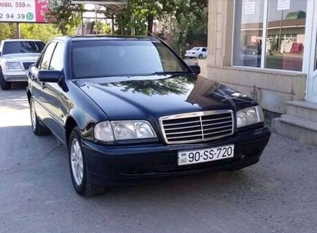 Bakıda qadın sərnişinə qarşı nalayiq hərəkət edən sürücü tutuldu - FOTOLAR