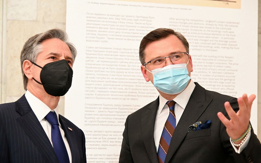 ABŞ dövlət katibi və Ukraynanın XİN başçısı arasında telefon danışığı olub