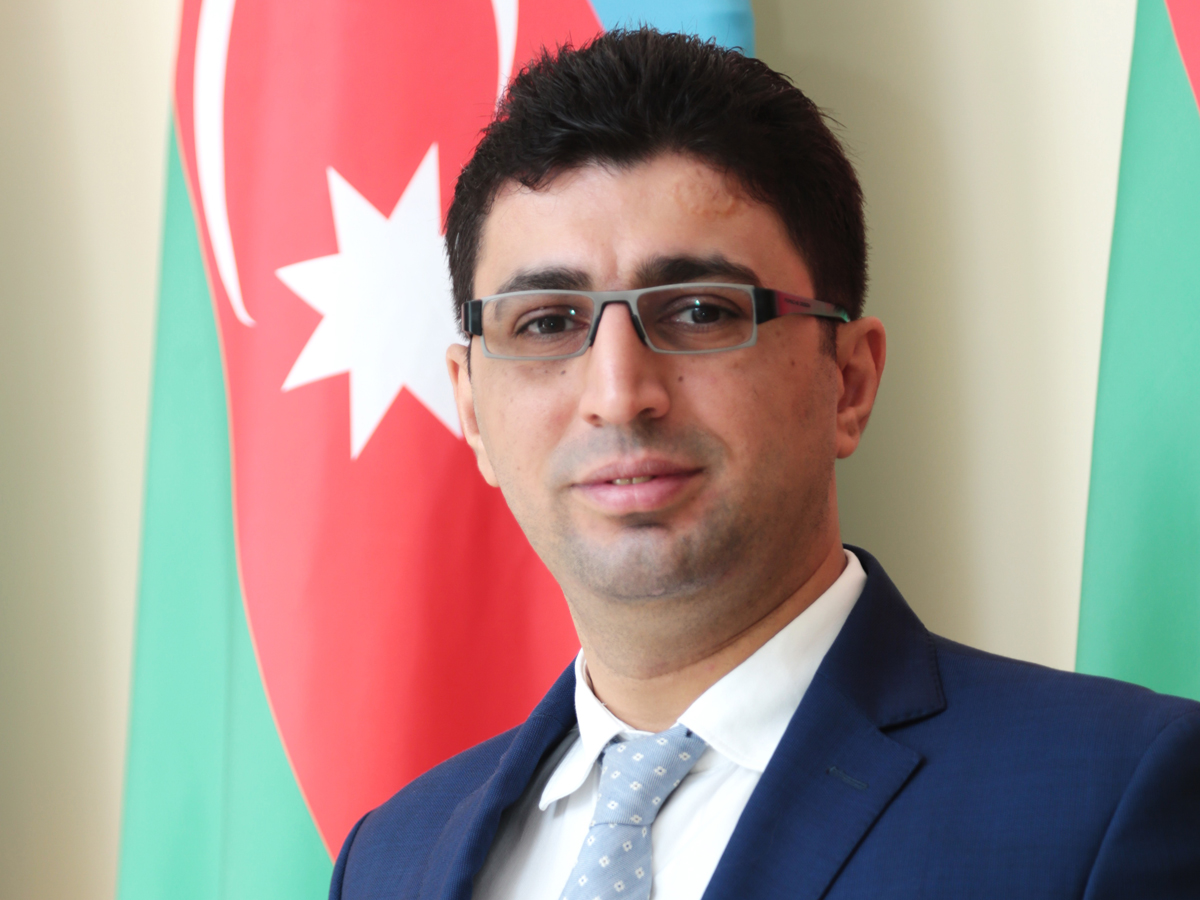 Prezident Şahin Seyidzadəni yüksək vəzifəyə təyin etdi