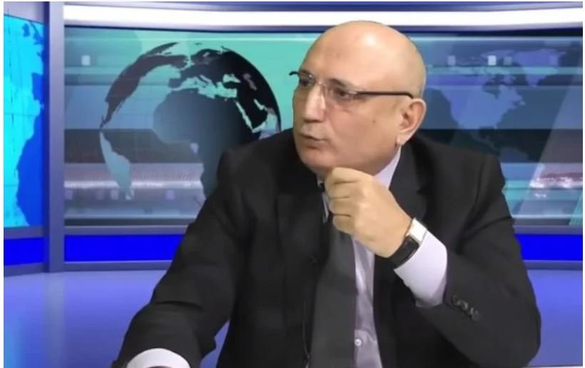 "Bu müharibədə Rusiyanı haqlı sayanlar çox ciddi problemləri olan adamlardır” - Abutalıb Səmədov