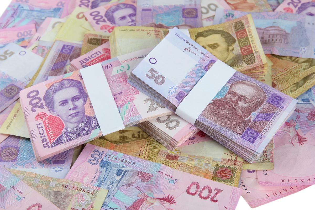 Ukraynada müharibəyə görə işini itirənlərə hər ay 370 manat veriləcək