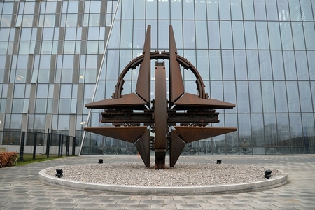 NATO Rusiyaya xəbərdarlıq etdi