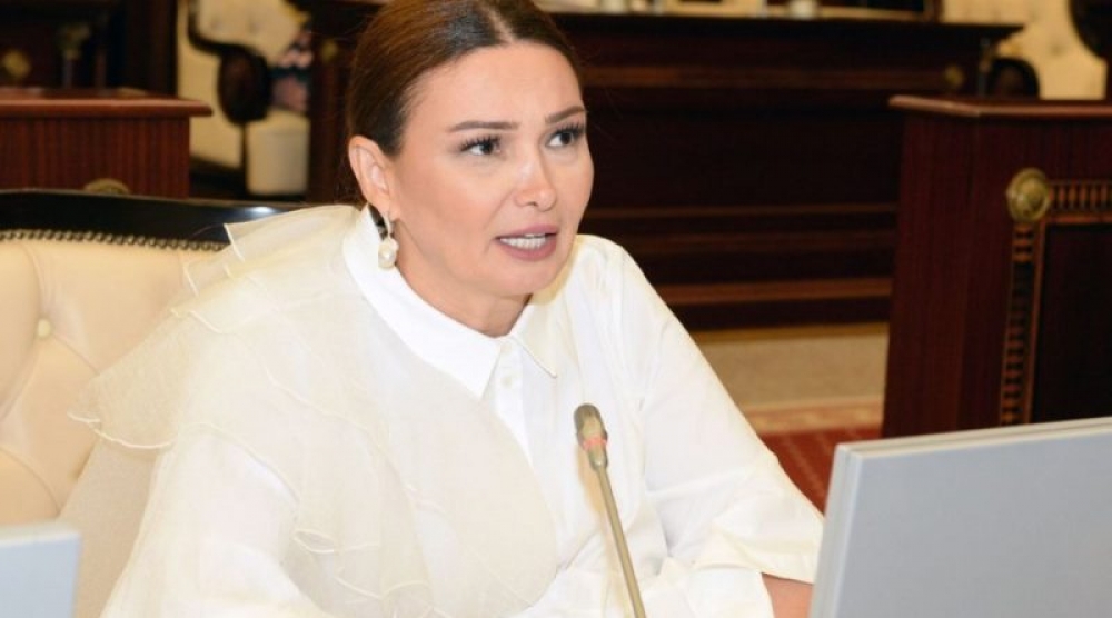 Qənirə Paşayeva: İstifadəsinə 1-2 gün qalmış məhsulun üzərinə 50%-60% endirim yazılır