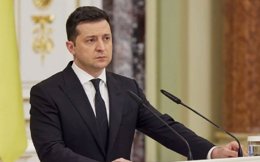 Zelenski: "Bayrağımızda ləkə yoxdur və olmayacaq"